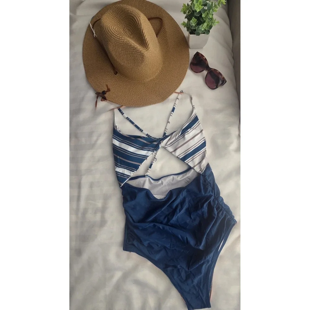 Cupshe Navy Blue Striped‎ Cutout One Piece Swimsuit Ruched Front Monokini Large
